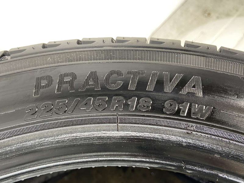 イエローハット　PRACTIVA 225/45R18  2本