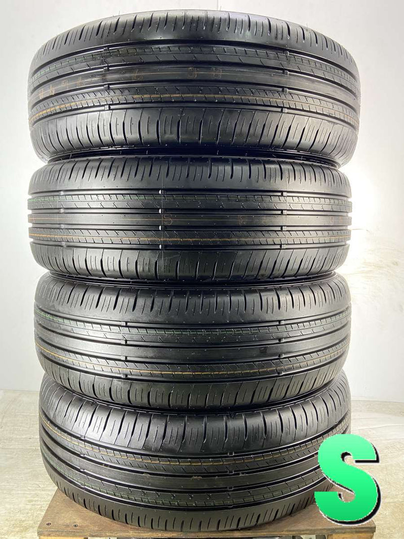 ダンロップ グラントレックPT30 225/60R18  4本