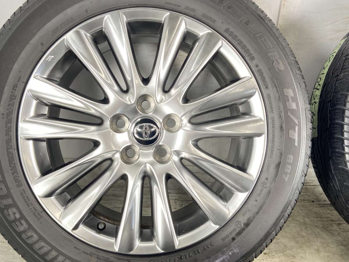 ブリヂストン デューラーH/T687 235/55R18 /トヨタ純正 7.5J+45 114.3
