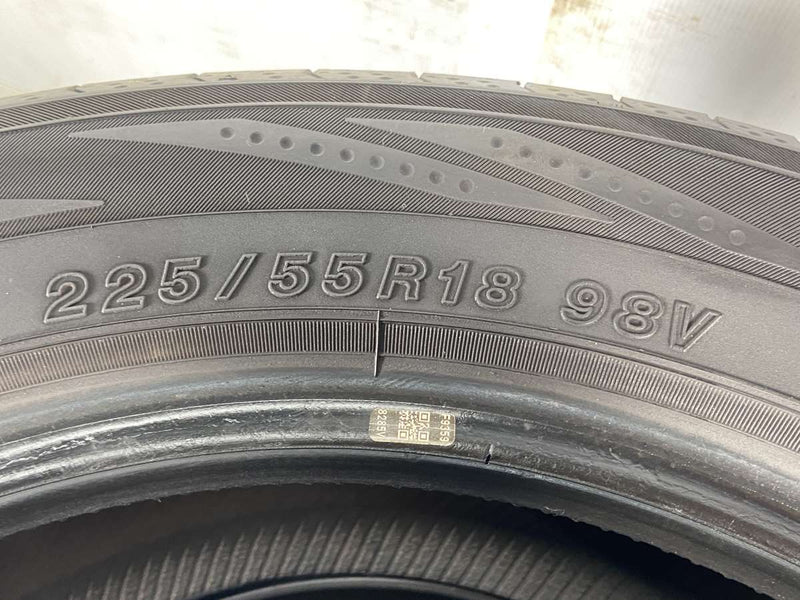 ヨコハマ ブルーアース RV-02 225/55R18  2本