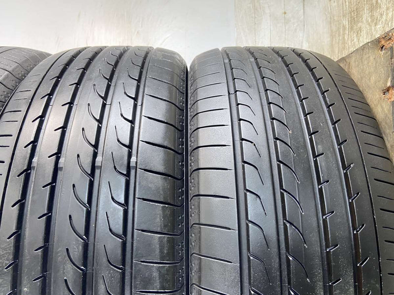 ヨコハマ ブルーアース RV-02 225/55R18  4本