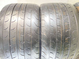 クムホECSTA V700 305/30R18  2本