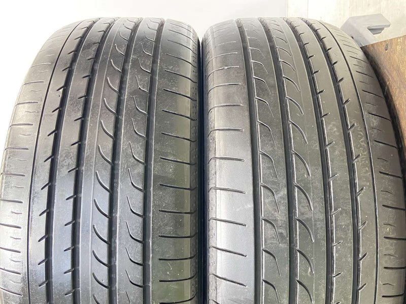 ヨコハマ ブルーアース RV-02 225/55R18  2本