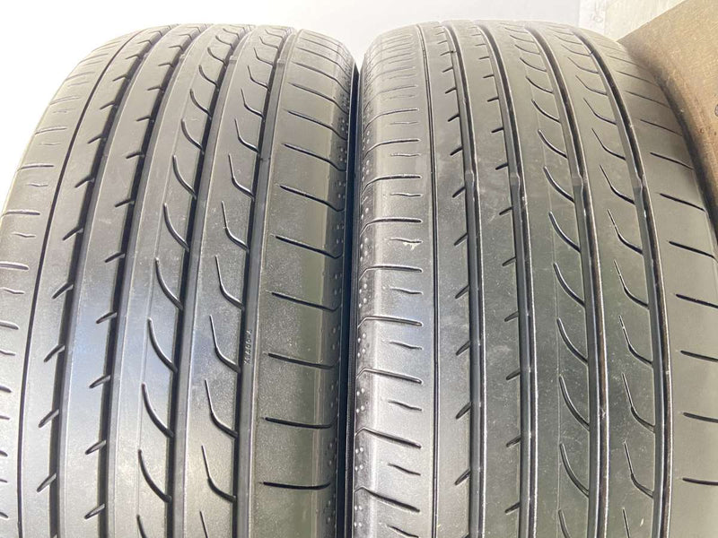 ヨコハマ ブルーアース RV-02 225/55R18  2本