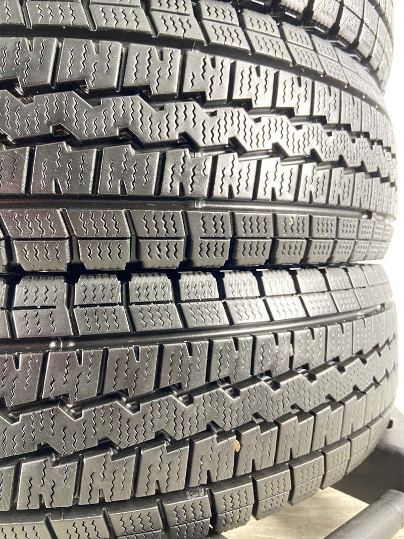 ダンロップ ウィンターマックス SV01 165/80R14 91/90N