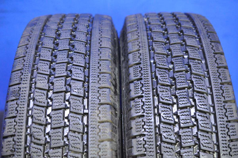 トーヨータイヤ デルベックス M934 195/80R15 107/105