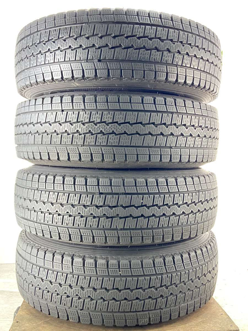 ダンロップ SV01 195/80R15 107/105 /　  6.0J+ 139.7-6穴 4本