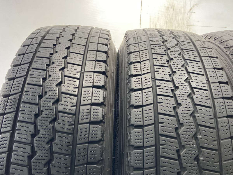 ダンロップ SV01 195/80R15 107/105 /　  6.0J+ 139.7-6穴 4本