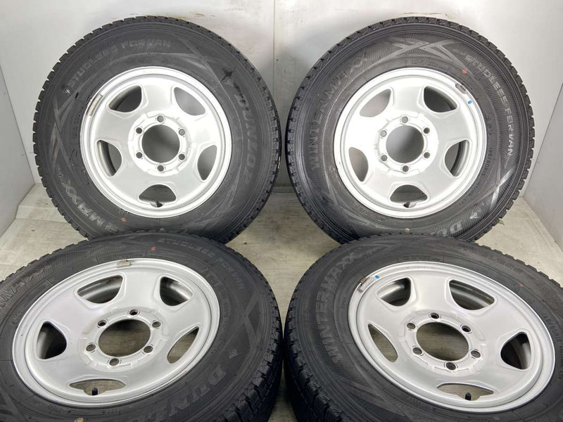 ダンロップ SV01 195/80R15 107/105 /　  6.0J+ 139.7-6穴 4本