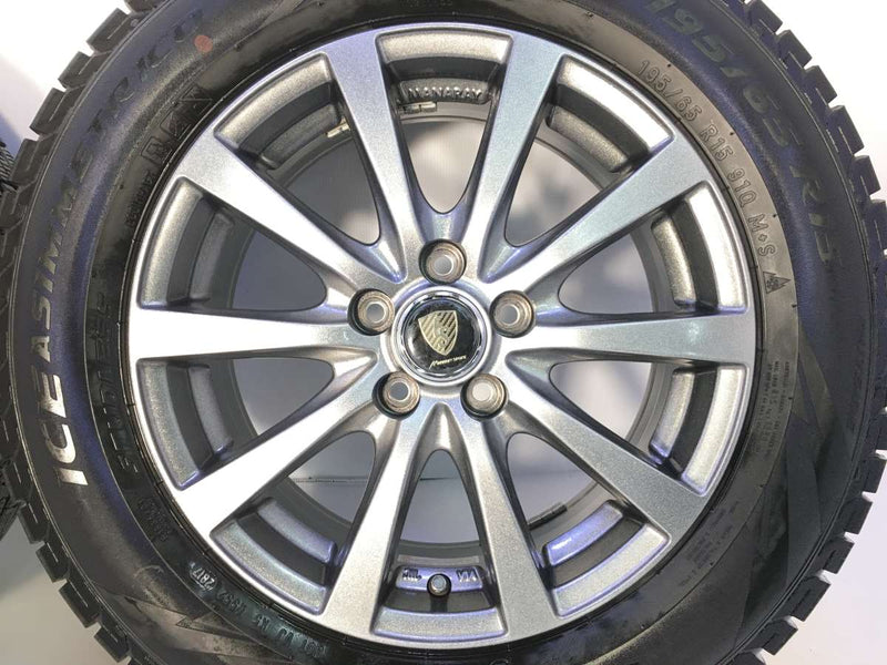 ピレリ アイスアシンメトリコ 195/65R15 /マナレイ  15x6.0 45 100-5穴