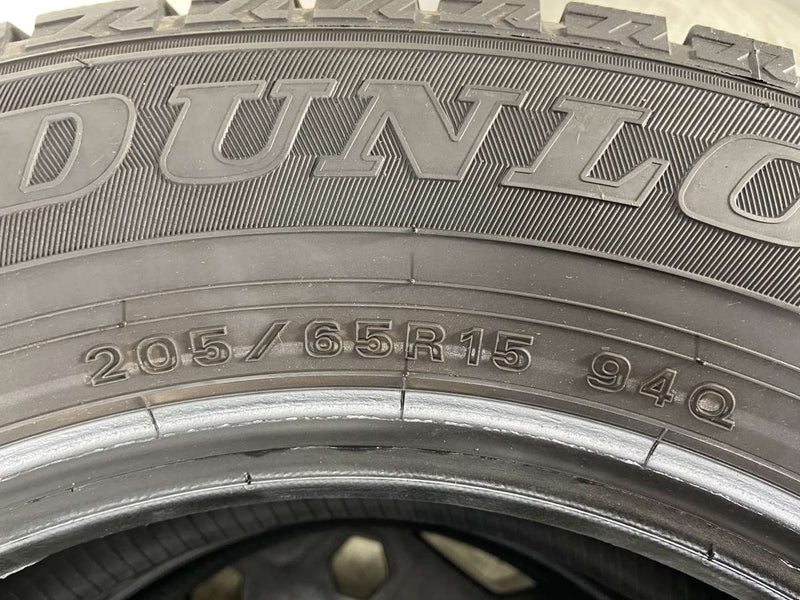 ダンロップ ウィンターマックス WM02 205/65R15  2本