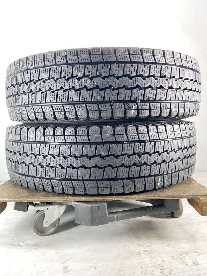 22年製 数量限定 即納可！ SV01 195/80R15 107/105L ウインター