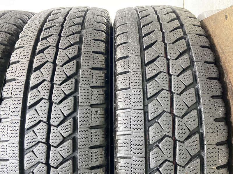 ブリヂストン ブリザック W979 215/70R15 107/105L LT 4本