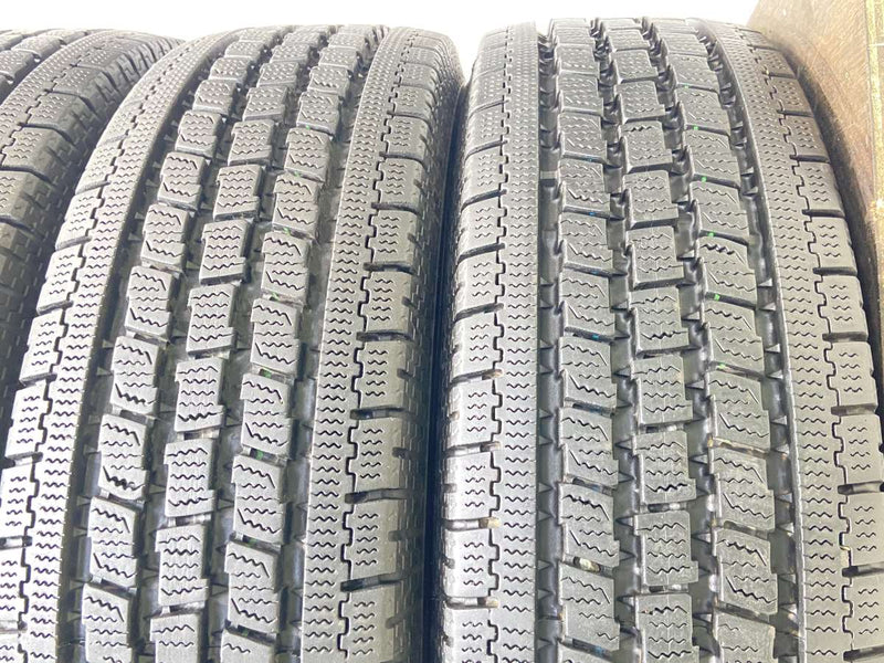 トーヨータイヤ デルベックス M934 195/80R15 107/105ＬLT 4本