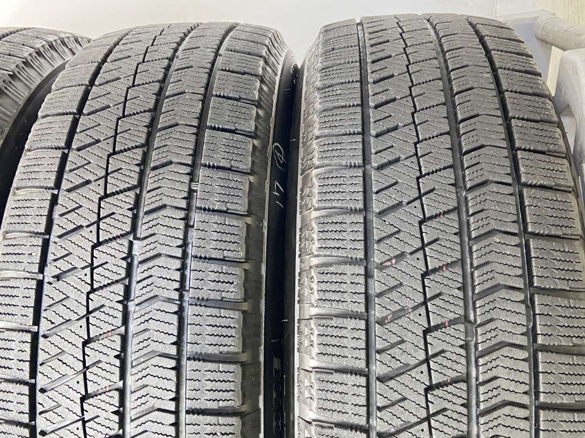 ブリヂストン ブリザック VRX2 195/65R15 / SEMVAES 6.0J+53 114.3-5穴 