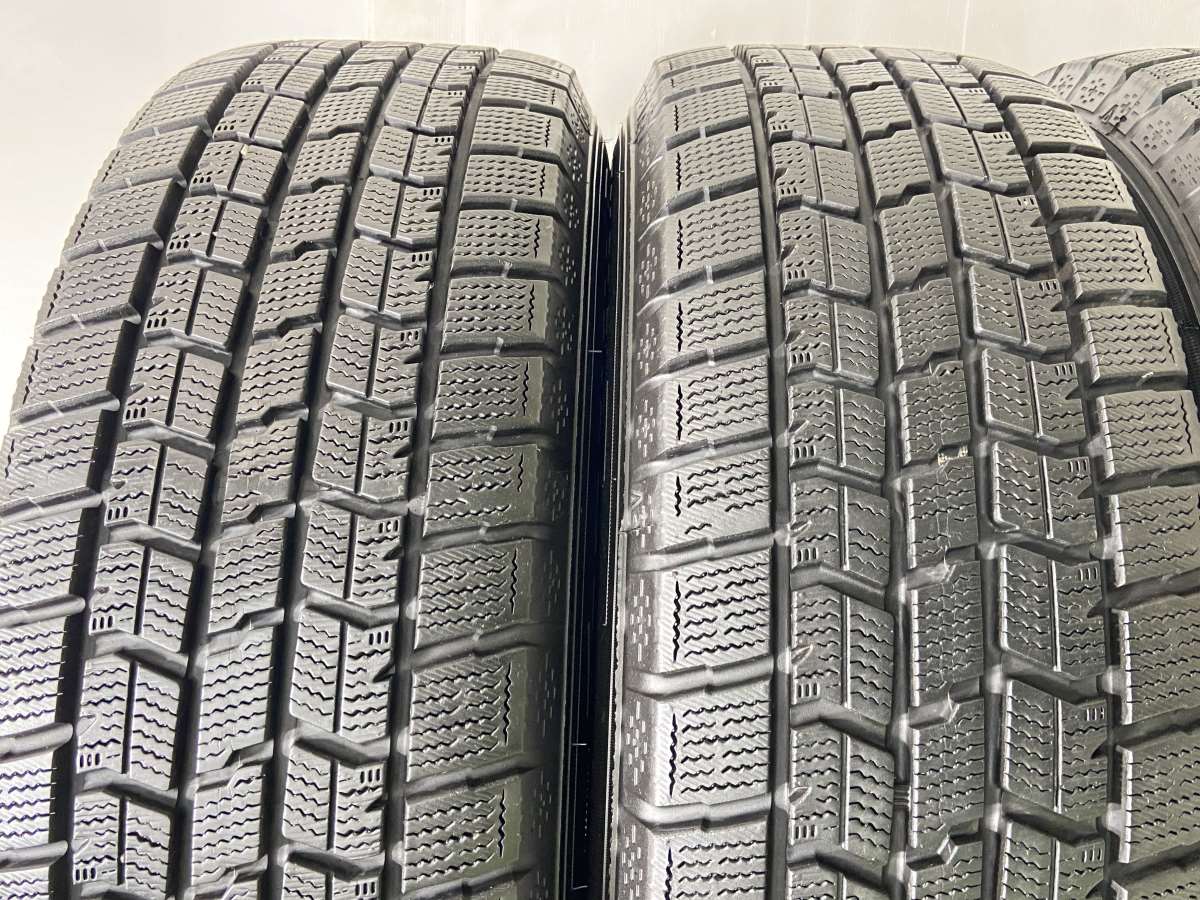 215/55R17 ダンロップバリ山スタッドレス 包み込ん