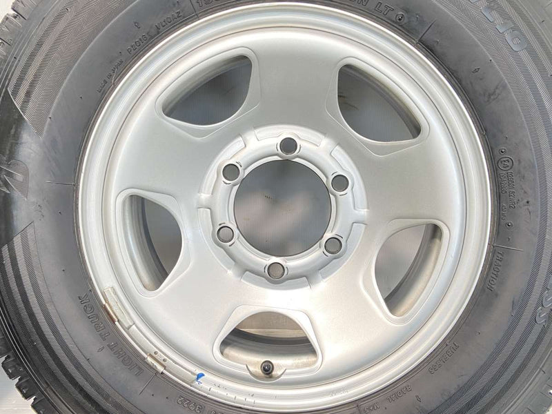 ブリヂストン ブリザック VL10 195/80R15 107/105N LT /　  6.0J+ 139.7-6穴 4本