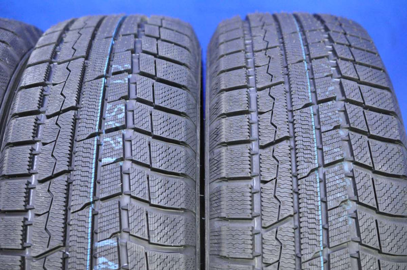 トーヨータイヤ ウィンタートランパス TX 205/65R16