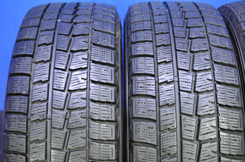 ダンロップ ウィンターマックス WM01 215/60R16