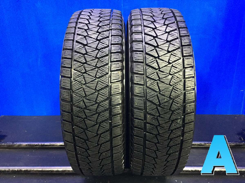 ブリヂストン ブリザック DM-V2 215/70R16