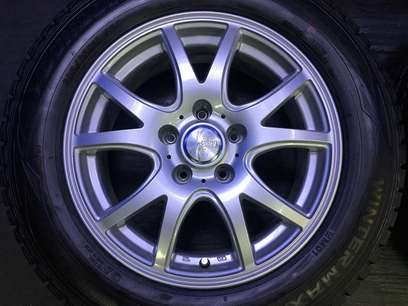 ダンロップ ウィンターマックス WM01 205/65R16 /Fang 16x6.5 40 114.3-5穴