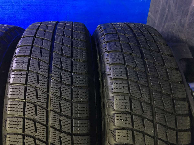 ブリヂストン アイスパートナー 215/65R16 /VIOLENTO 16x6.5 33 114.3-5穴