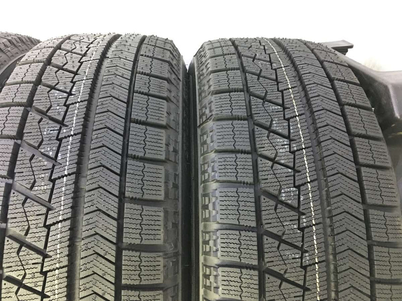 ブリヂストン ブリザック VRX 205/60R16 /WEDS ravrion 16x6.5 38 114.3-5穴