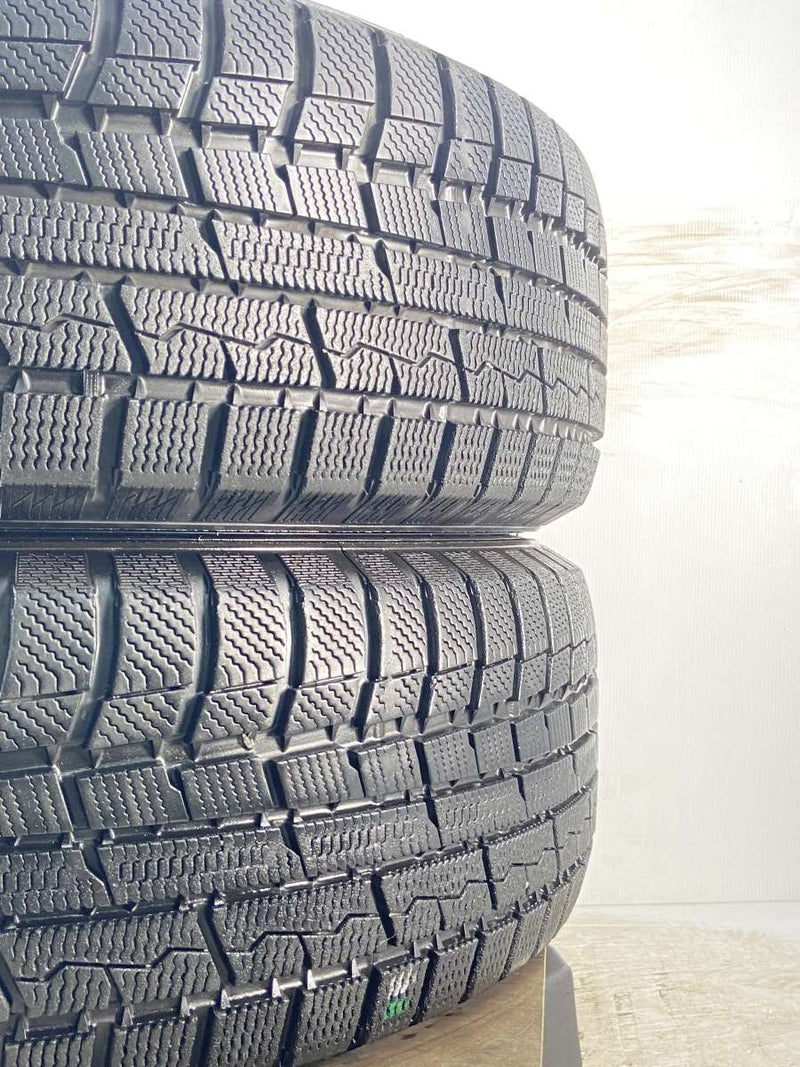 トーヨータイヤ ウィンタートランパスTX 215/65R16