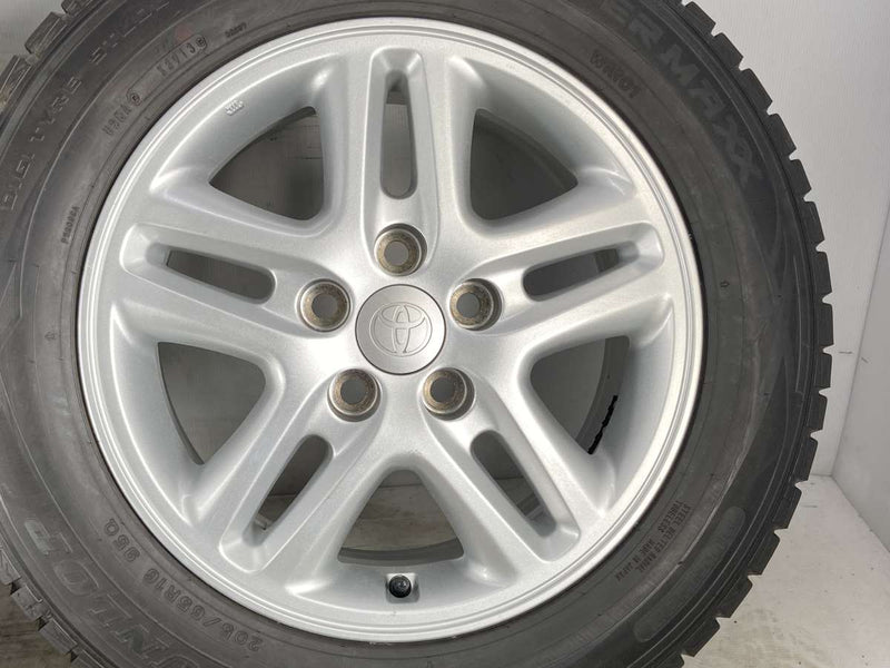 ダンロップ ウィンターマックス WM01 205/65R16 /トヨタ純正 RAV4 20系 16x7.0 45 114.3-5穴