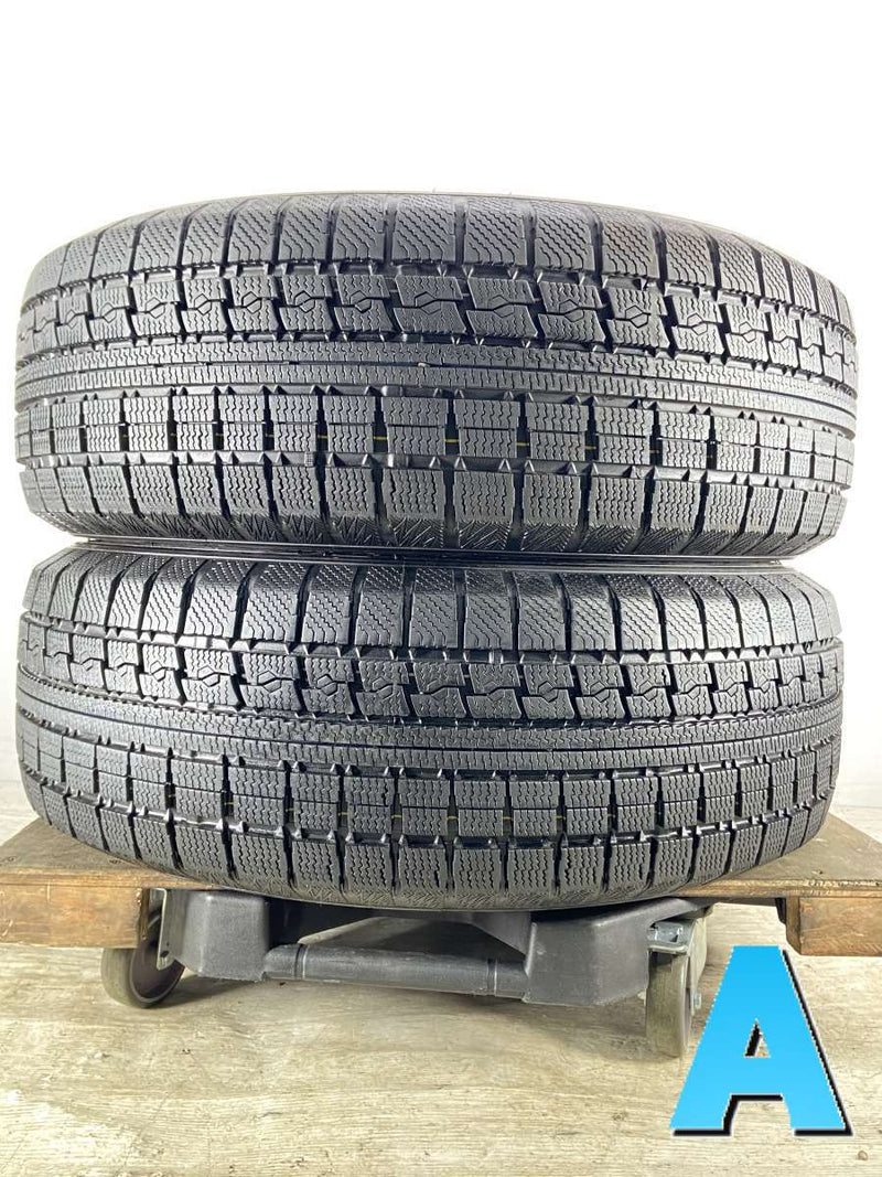 トーヨータイヤ ウィンタートランパス Mk4α 215/60R16  2本