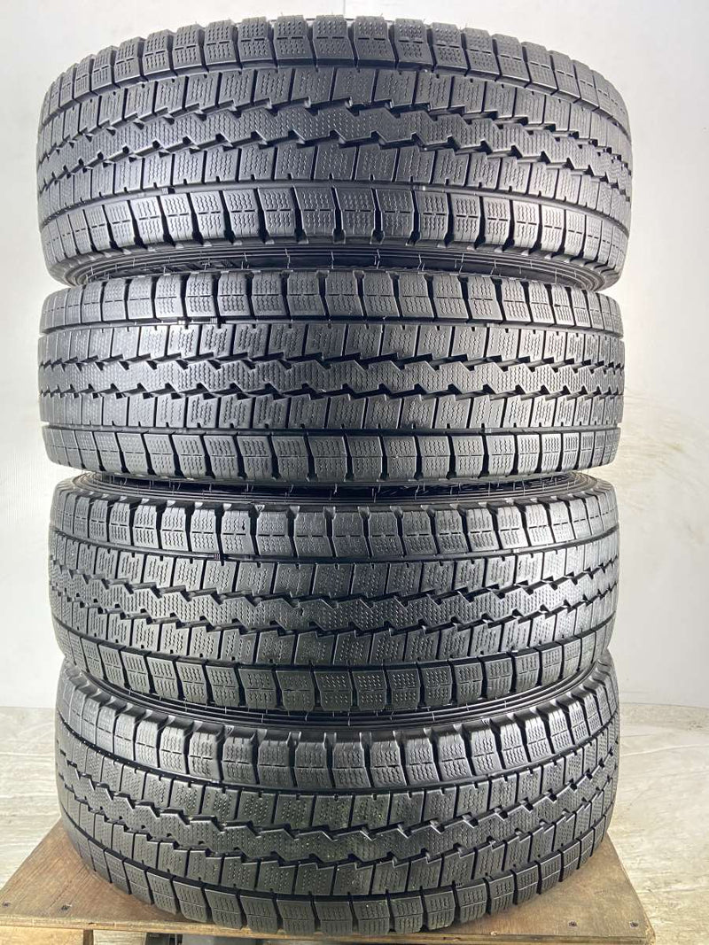 ダンロップ ウィンターマックス LT03 205/70R16 111/109 L LT /日産 