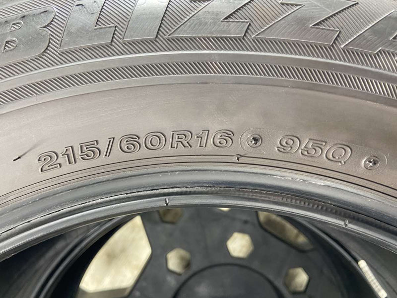 ブリヂストン ブリザック VRX 215/60R16  2本