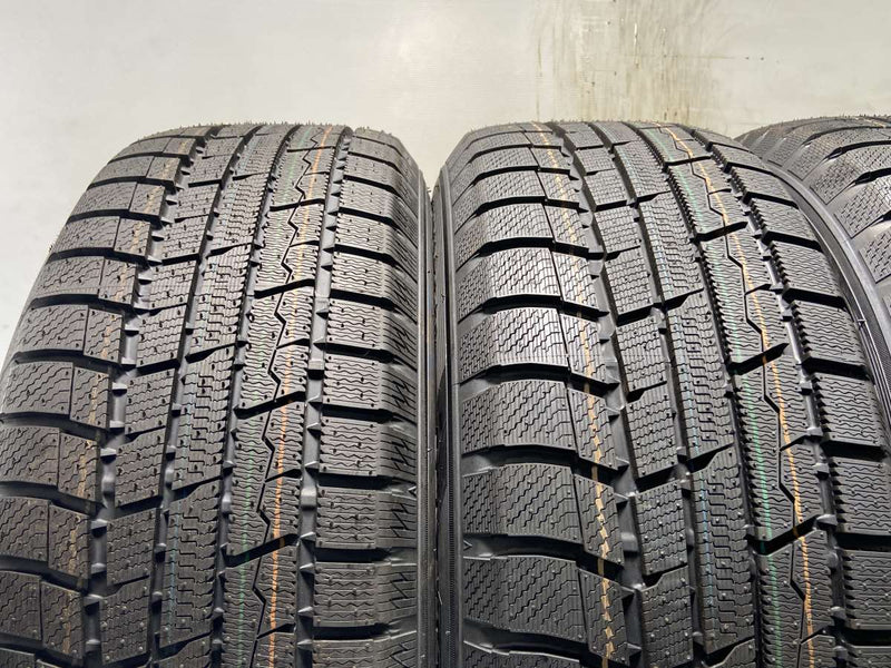 トーヨータイヤ ウィンタートランパス TX 215/60R16  /　 リバーライン 7.0J+48 100/114.3-5穴 4本