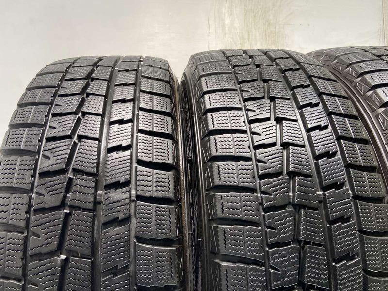 ダンロップ ウィンターマックス WM01 205/60R16  /　 Exceeder 6.5J+48 114.3-5穴 4本