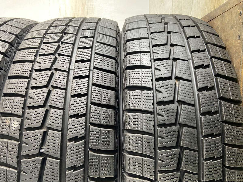 ダンロップ ウィンターマックス WM01 215/65R16  4本