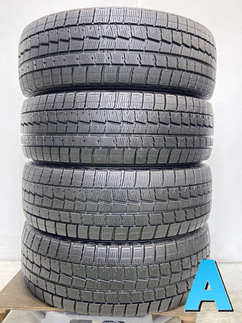ダンロップ ウィンターマックス WM01 215/65R16  4本