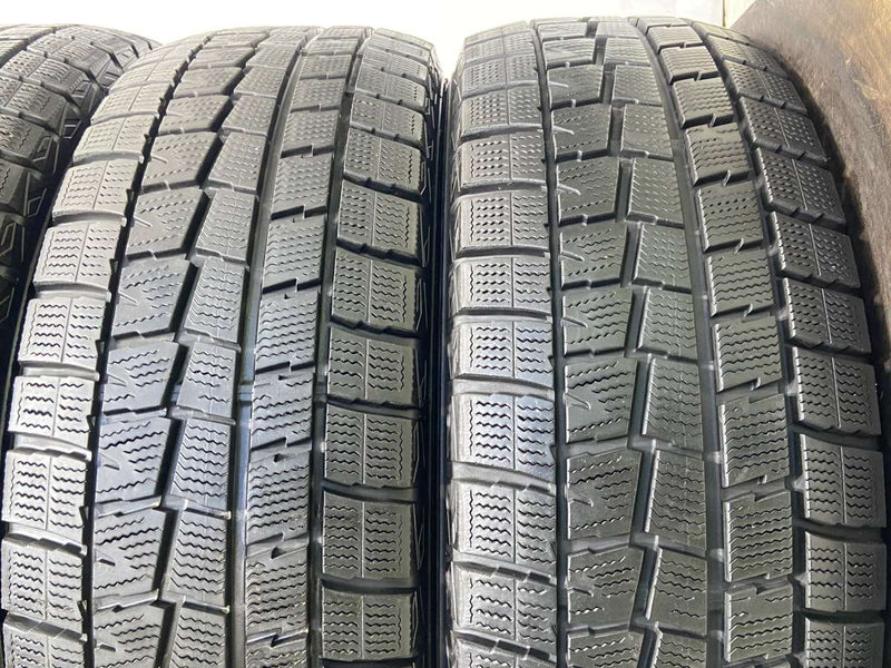 ダンロップ ウィンターマックス WM01 215/65R16  4本