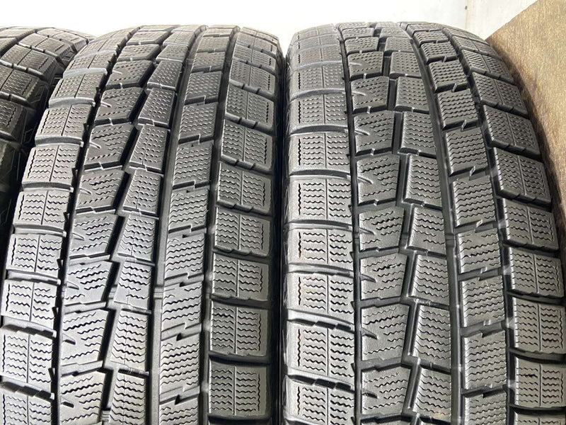 ダンロップ ウィンターマックス WM01 215/60R16  4本