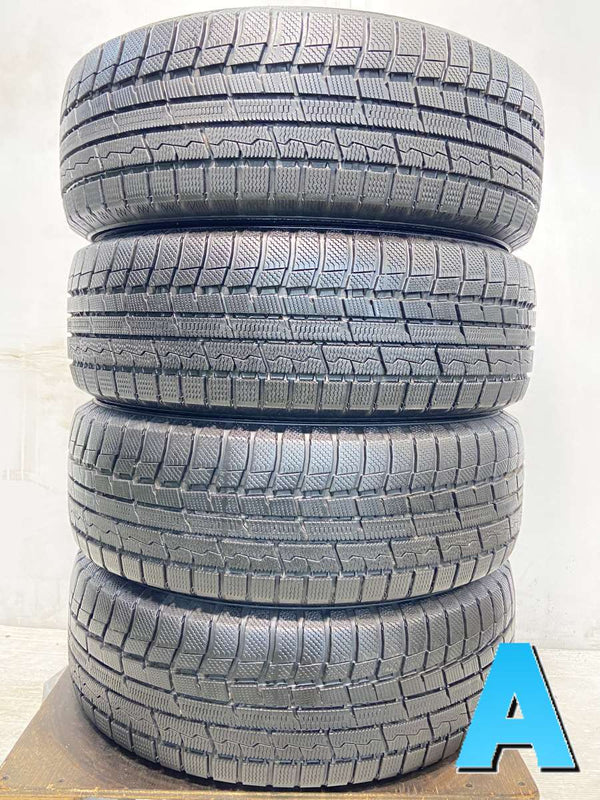 トーヨータイヤ ウィンタートランパス TX 215/65R16  4本