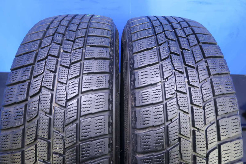 グッドイヤー アイスナビ 6 215/60R17