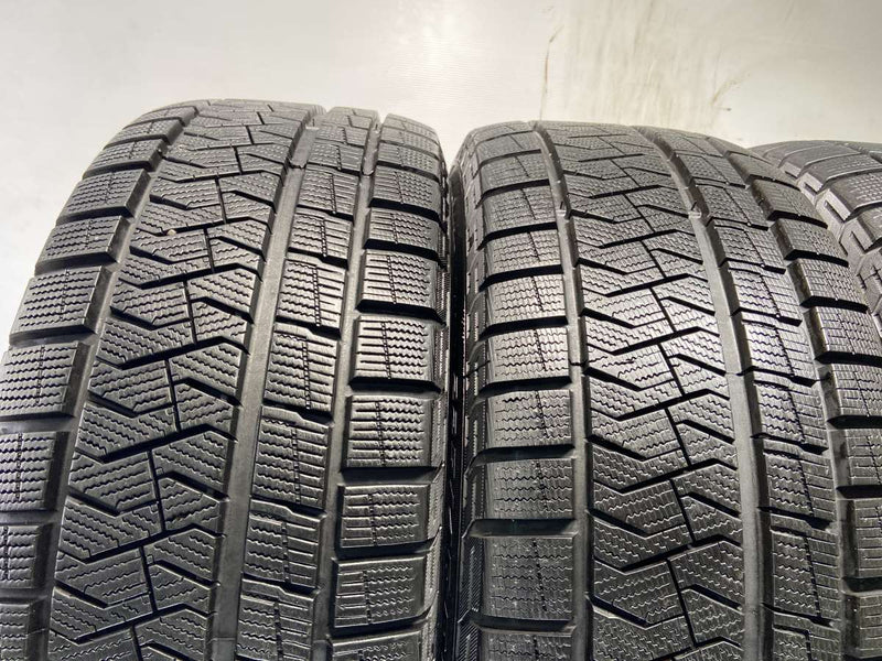 ピレリ アイスアシンメトリコ 225/45R17  /　  7.5J+52.5 112-5穴 4本