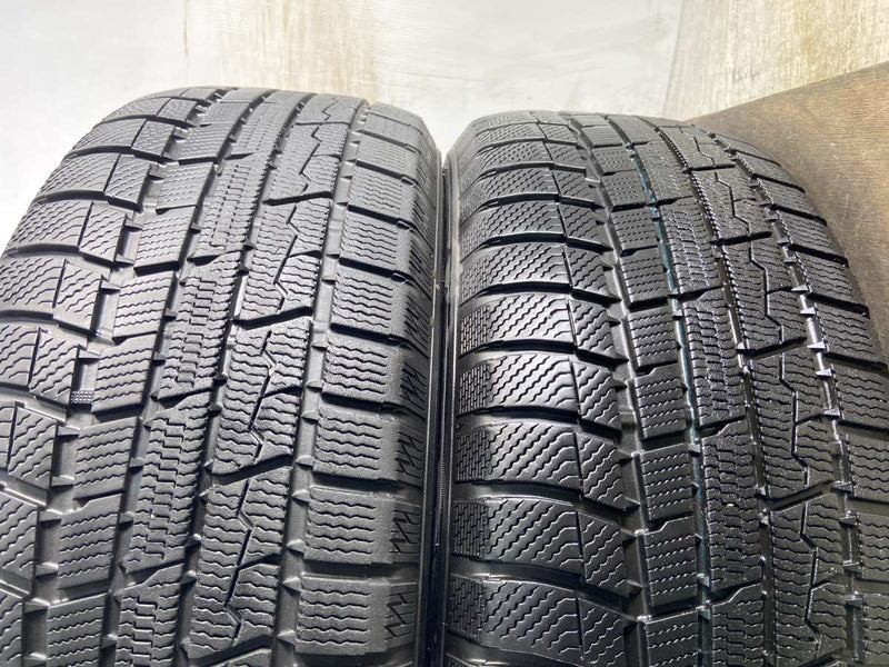 トーヨータイヤ ウィンタートランパス TX 215/60R17  2本