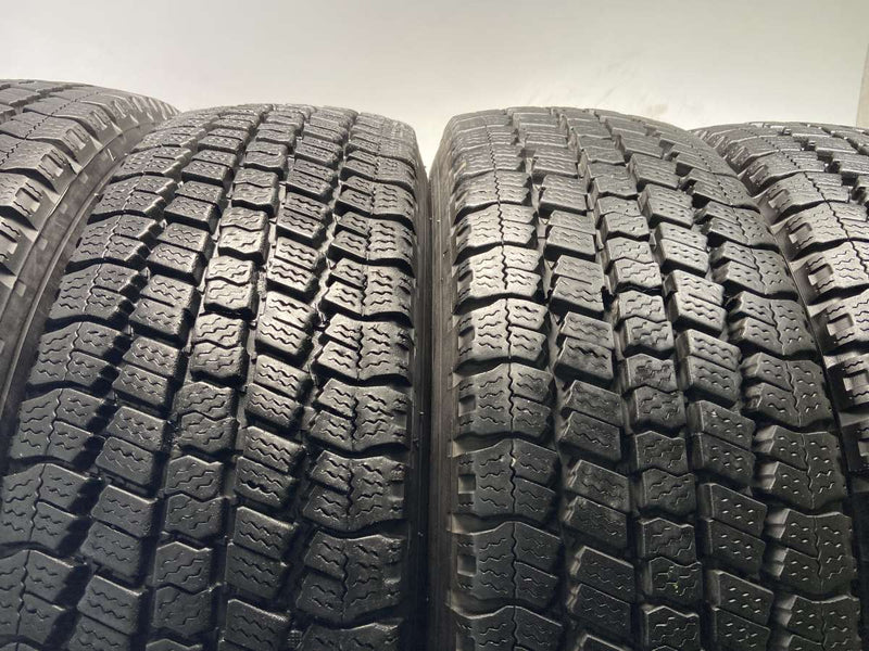 トーヨータイヤ デルベックス M934 215/70R17.5 118/116L LT 6本