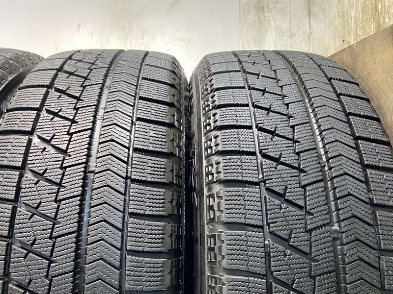 ブリヂストン ブリザック VRX 225/60R17 / エコフォルム 7.5J+40 114.3