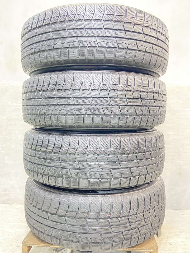 トーヨータイヤ ウィンタートランパス TX 235/65R18 / ZACK JP520 8.0J