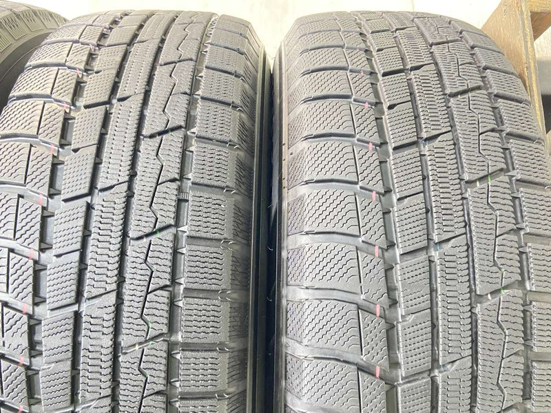 トーヨータイヤ ウィンタートランパス TX 235/65R18 / ZACK JP520 8.0J